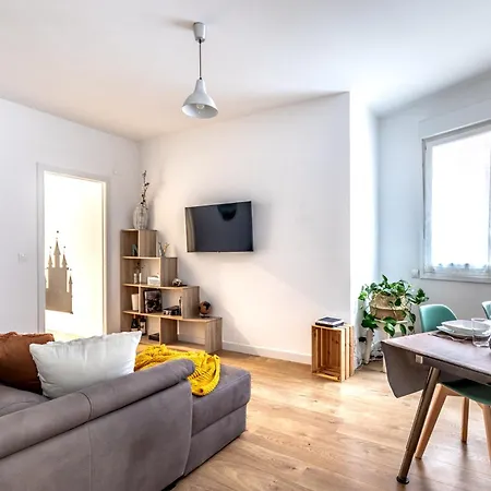 Amplio Y Acogedor Junto Al Ayuntamiento Μπιλμπάο