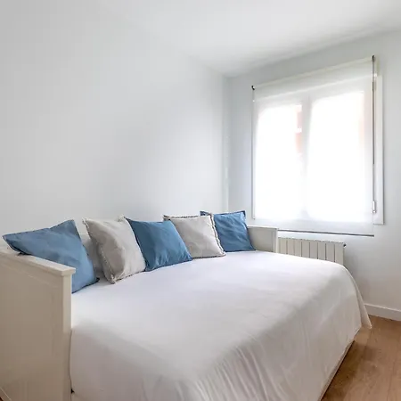 Amplio Y Acogedor Junto Al Ayuntamiento Bilbao