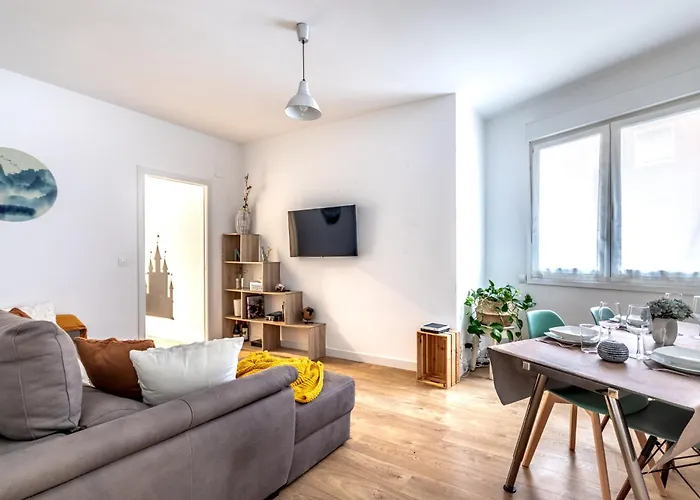 Amplio Y Acogedor Junto Al Ayuntamiento Bilbau