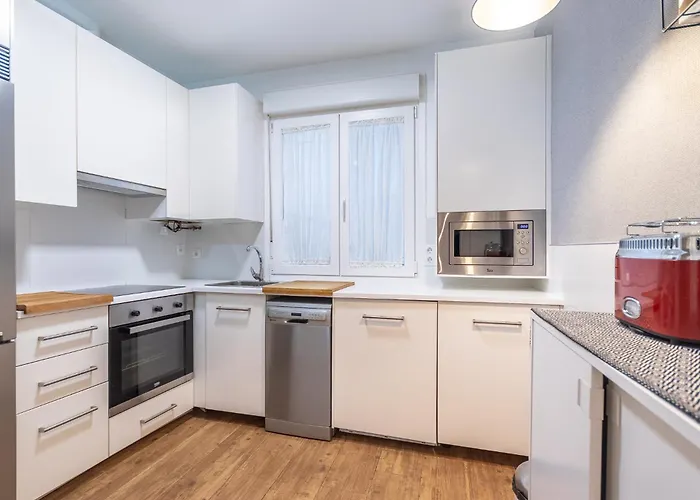 Amplio Y Acogedor Junto Al Ayuntamiento Apartamento